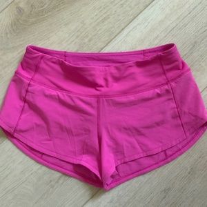 LULULEMON Speed Up Low-Rise Lined Shorts, 2.5” Sz 4, Sonic Pink